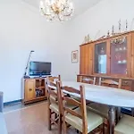Apartamento Guesthost - San Fruttuoso Vintage & Roomy Flat