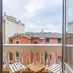 Guesthost - San Fruttuoso Vintage & Roomy Flat * Génova