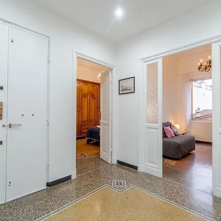 San Fruttuoso Vintage&roomy Flat * Genova