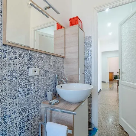 דירה Guesthost - San Fruttuoso Vintage & Roomy Flat