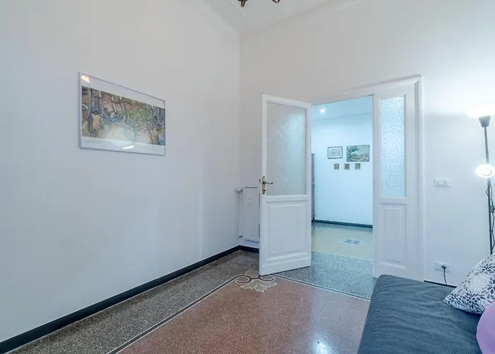 Apartment Guesthost - San Fruttuoso Vintage & Roomy Flat Genua