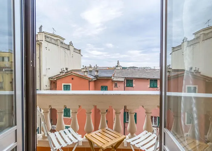 Guesthost - San Fruttuoso Vintage & Roomy Flat * Genua