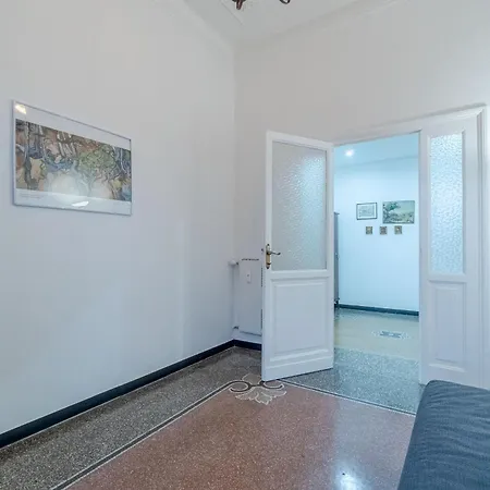 Apartment San Fruttuoso Vintage & Roomy Flat Genoa